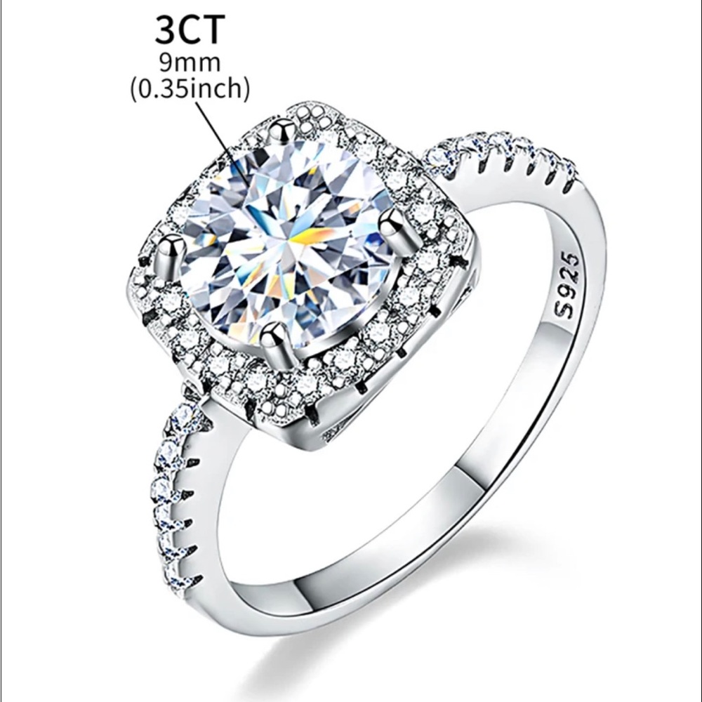 925 silver ring with lab created Moissanite and small zirconium stones.